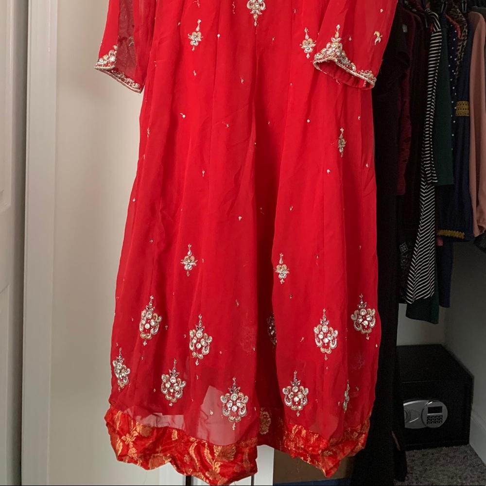 Desi Pakistani Indiani long Kurtz top with dupatta - Picture 2 of 3